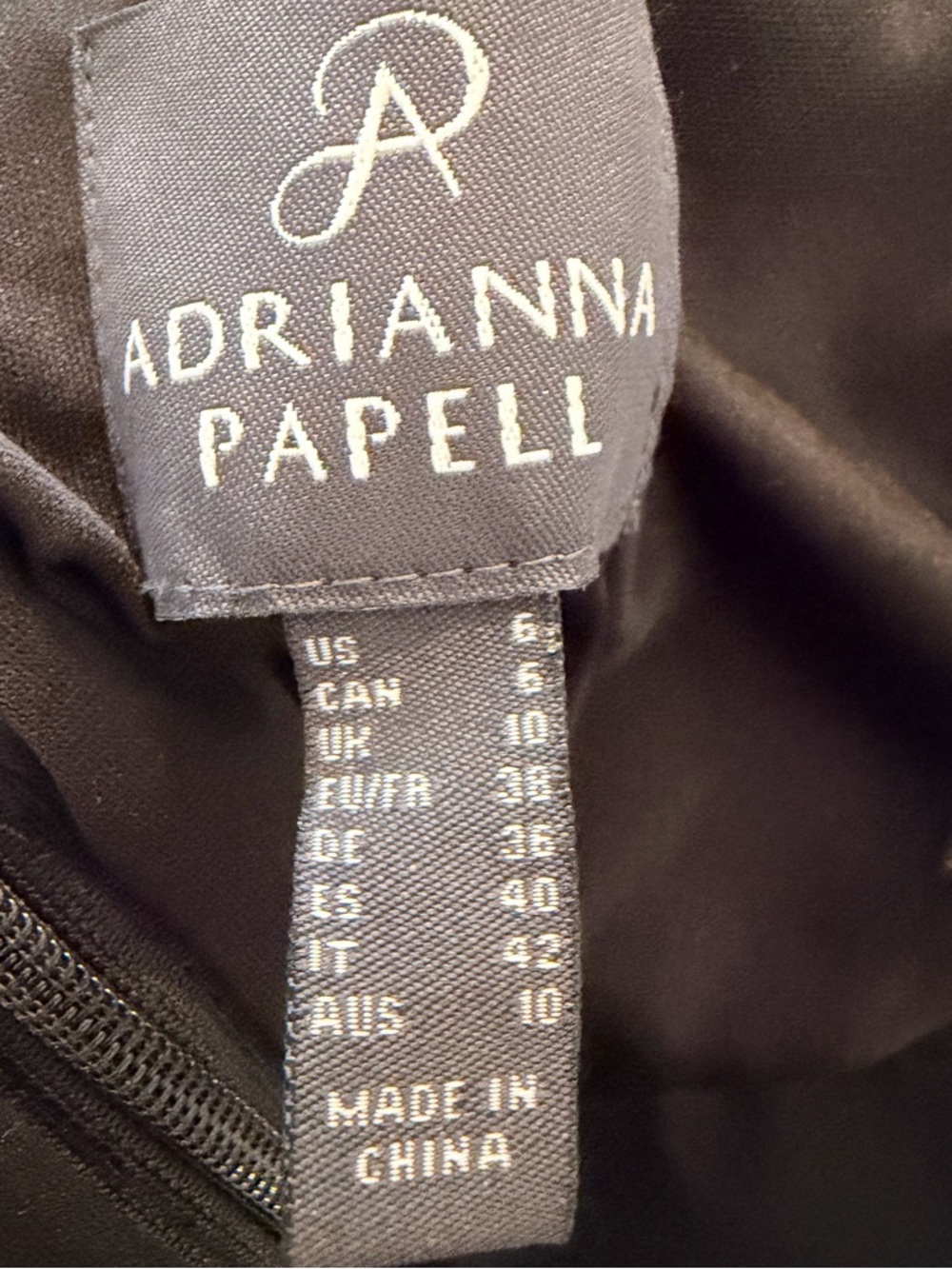 Adrianna Papell Blouse Embellished With Beads & Sequins Over Velvet Size 6 NWT - Picture 4 of 9